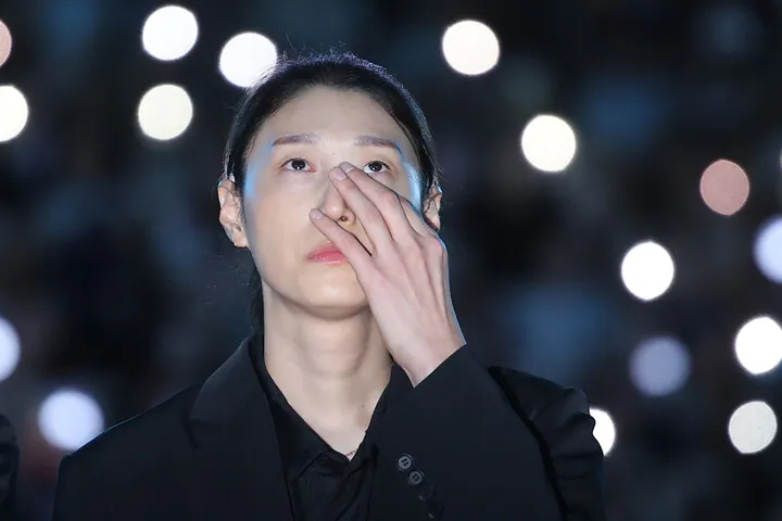 "수고했어요, 우리의 영원한 캡틴"… 김연경, 은퇴 선언