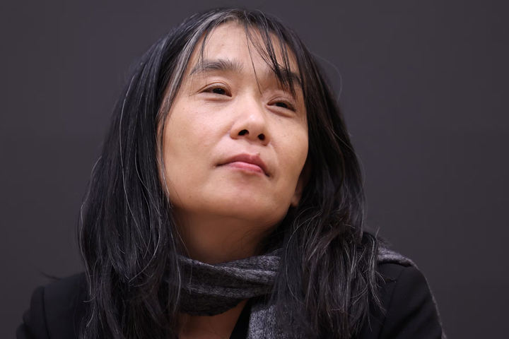 한강 신작, 드디어 나온다..출판계·독자 '1쇄 전쟁' 예고